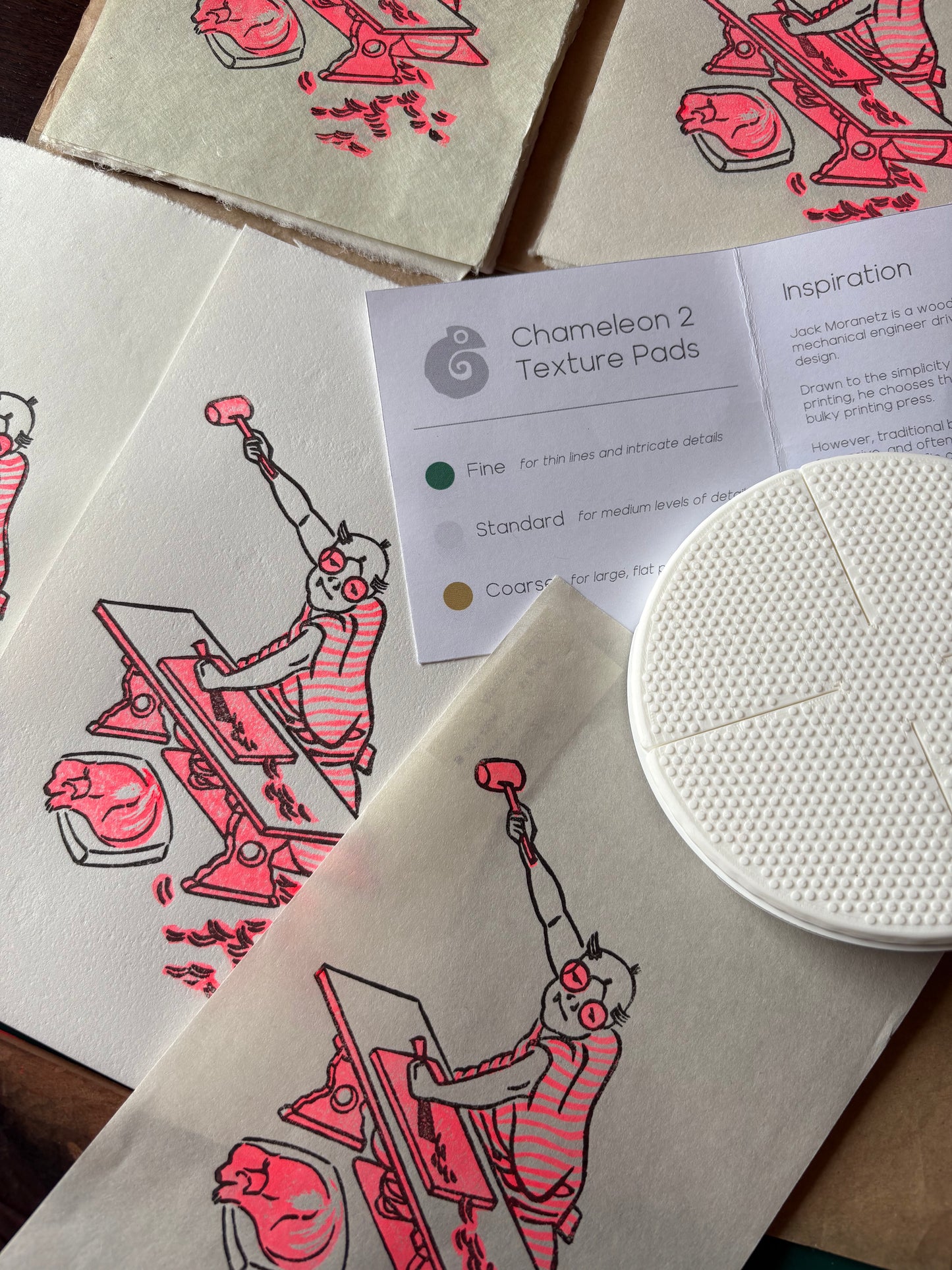 MOKUHANGA: manual ilustrado de xilografía japonesa + Tallista su mascota